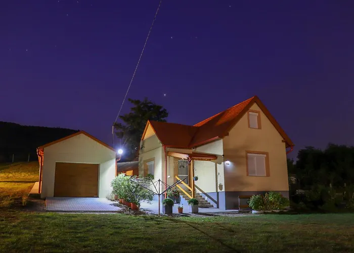 דירה Bazaltorgona Kisapati